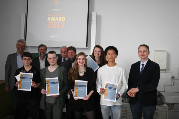 „Ohne Anton!“ – Annika Horstmann gewinnt Rotary Berufsdienste Award 2017