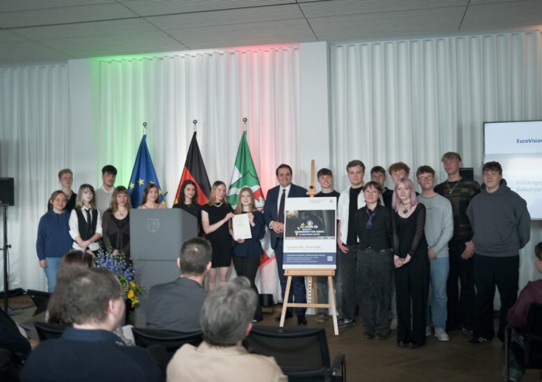Filmklasse des Adolph-Kolping-Berufskollegs ist Sieger im Wettbewerb „EuroVisions 2024“
