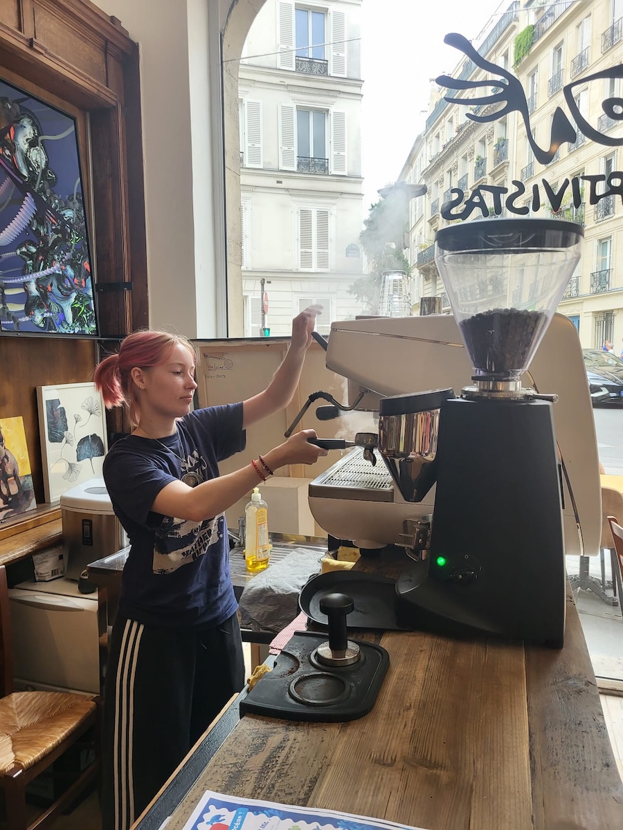 Kunst, Kaffee und Konzerte in Paris – Paulina (BGY23) berichtet über ihr Auslandspraktikum