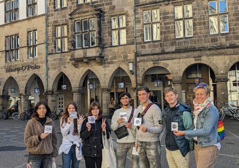 Unterrichtsgang der AVV1 zum Thema Drucken mit Knetradiergummi